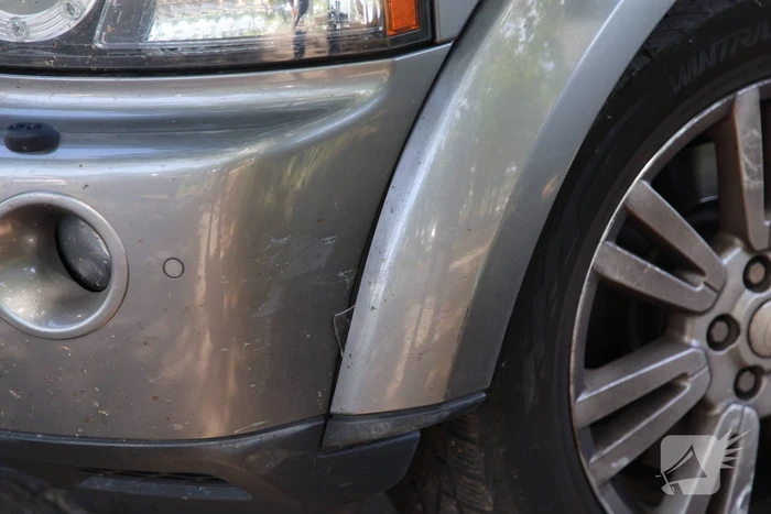 Scooterrijder gewond na botsing met auto