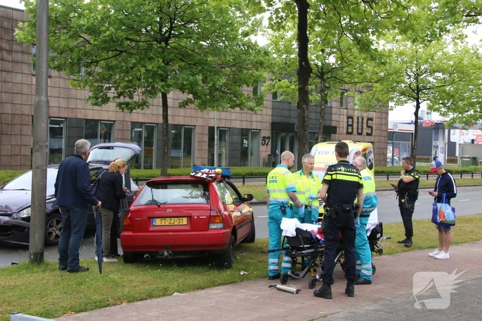 Twee gewonden na flinke crash