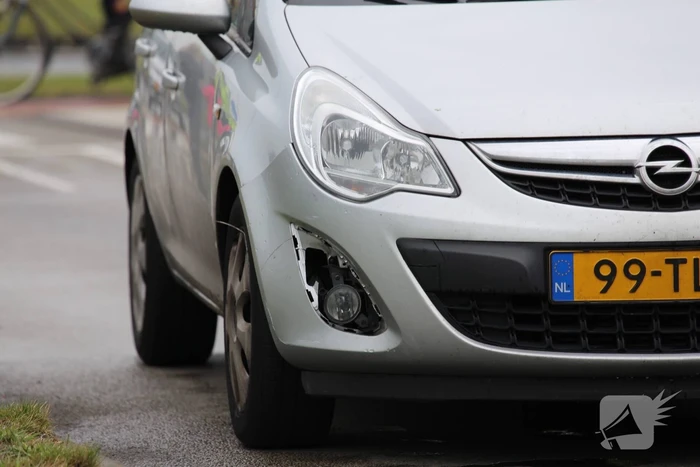 Moeder en kind geschrokken na botsing met fietser