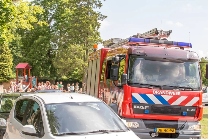 Kindje bekneld op schoolplein Aloysiusschool