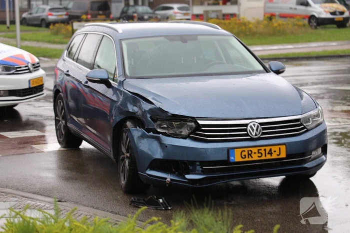 Veel schade bij aanrijding op kruising