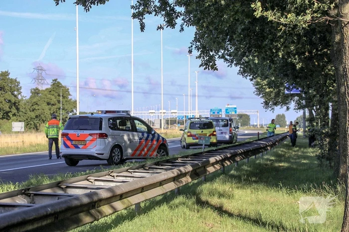 Lange file door kop-staart aanrijding