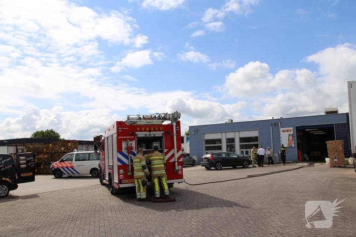 Brand ontstaan in palingrokerij