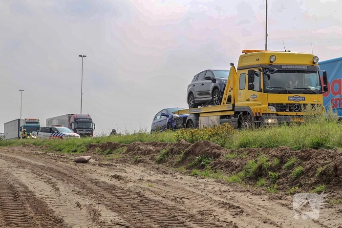 Schade na aanrijding tussen twee voertuigen