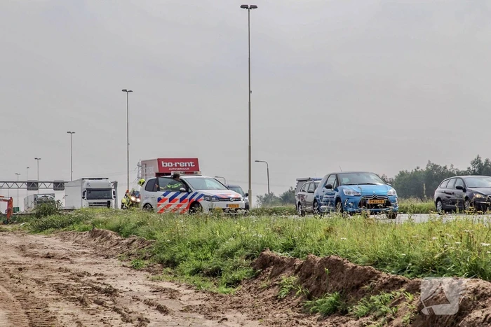Schade na aanrijding tussen twee voertuigen