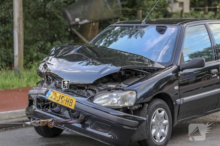 Flinke schade bij kop-staartbotsing