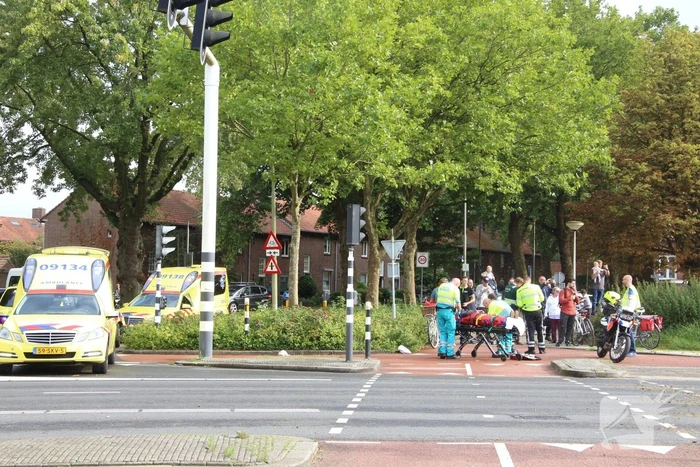 Fietser zwaargewond na val