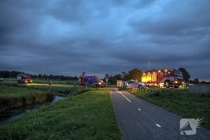 Brommobiel te water