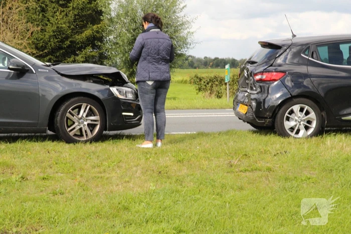 Flinke schade na kop-staartbotsing