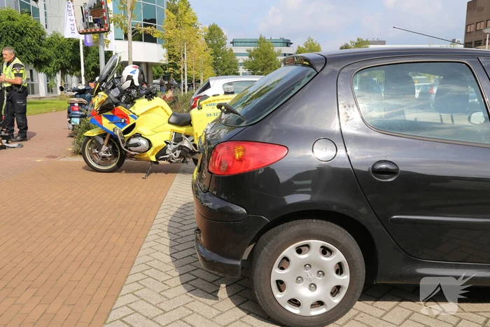 Scooterrijder aangereden door auto