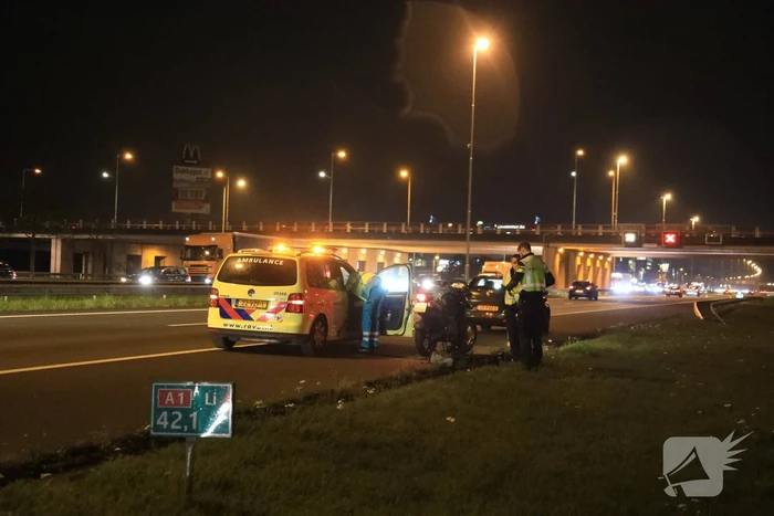 Motorrijder gewond na aanrijding met auto