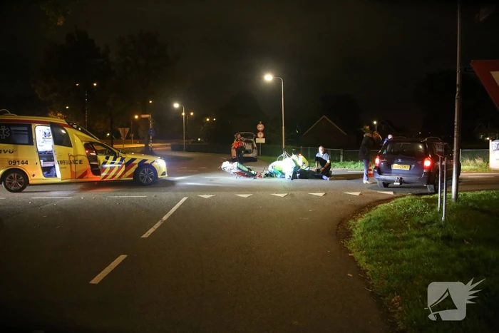 Brommerrijder gewond bij aanrijding
