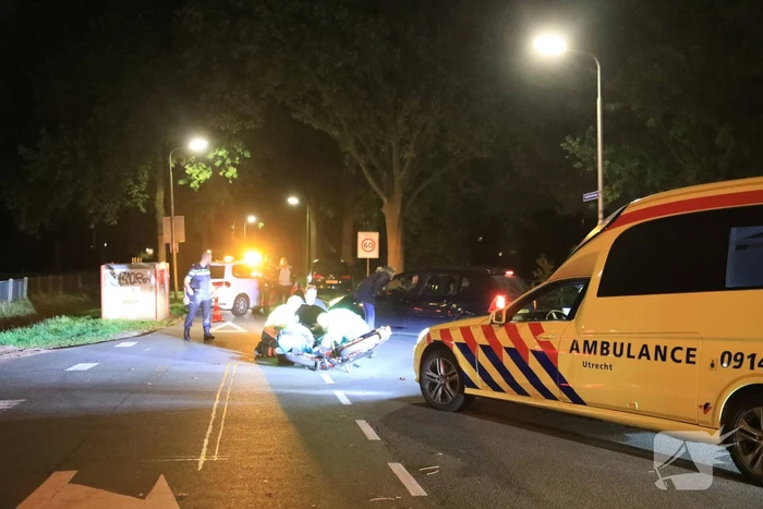 Brommerrijder gewond bij aanrijding