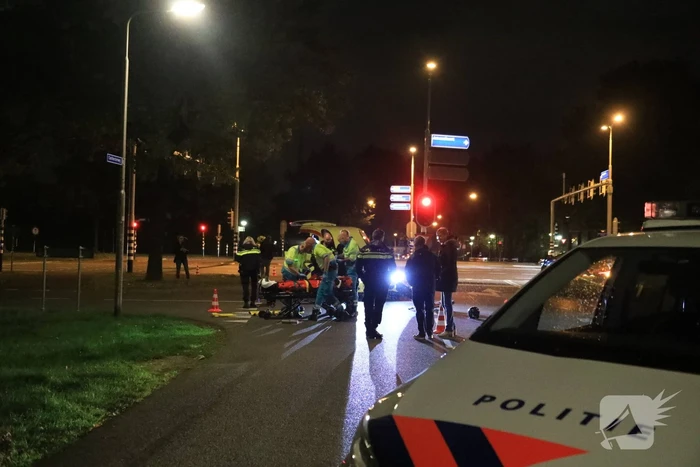 Brommerrijder gewond bij aanrijding