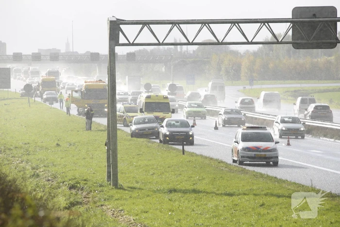 Meerdere voertuigen betrokken bij ongeval op snelweg