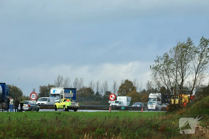 Meerdere voertuigen betrokken bij ongeval op snelweg