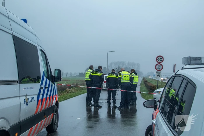 Brommobiel te water bestuurder overleden