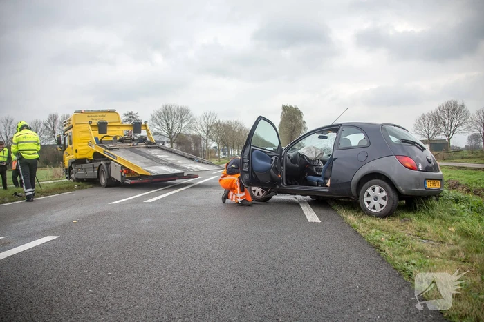 Veel schade na botsing met tractor