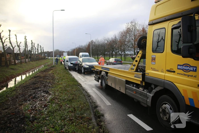 Flinke schade na kop-staartbotsing