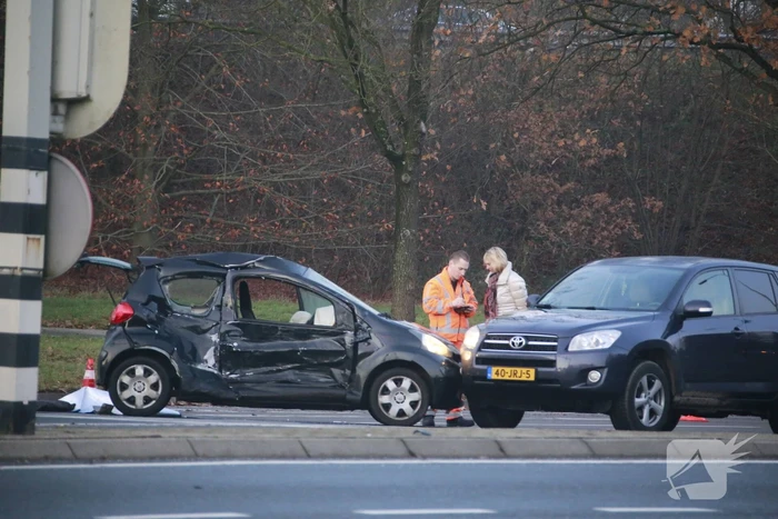 Bestuurder ernstig gewond bij aanrijding met stadsbus
