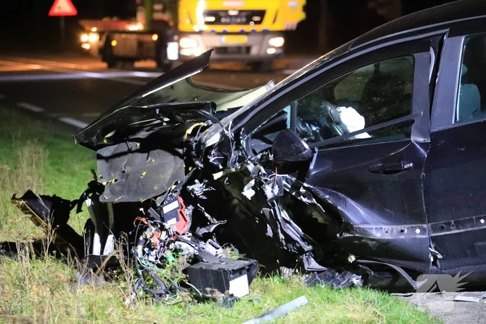 Enorme ravage na frontale aanrijding