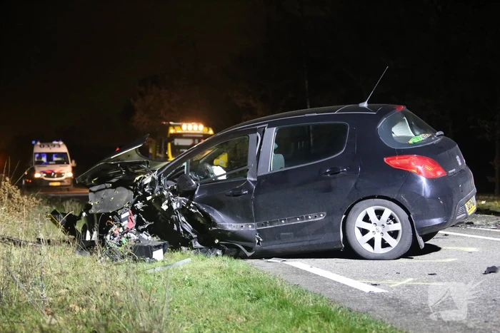 Enorme ravage na frontale aanrijding