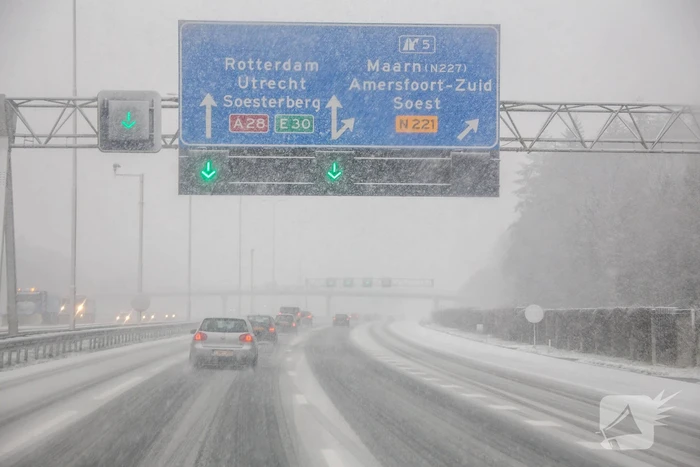 Code rood door sneeuw en gladheid