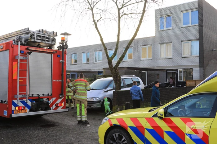 Kindje met voet vast in fiets