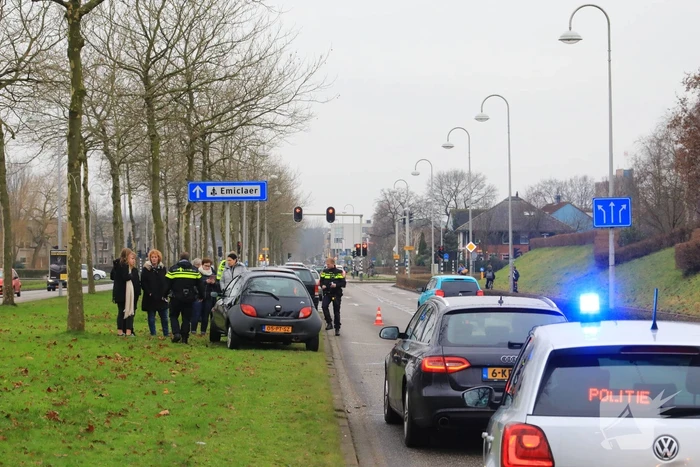 Vier voertuigen betrokken bij kop-staartbotsing