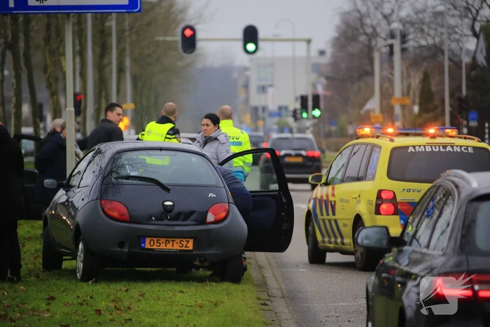Vier voertuigen betrokken bij kop-staartbotsing
