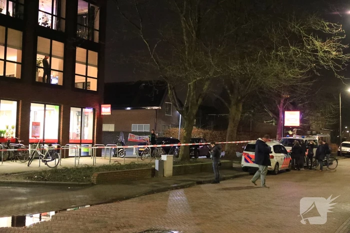 17-jarige kassamedewerker geslagen met wapen bij overval op Boni supermarkt