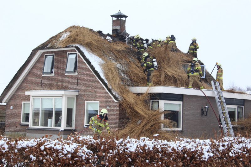 Woonboederij verwoest na schoorsteenbrand