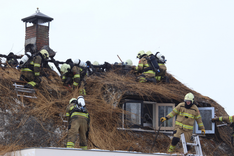 Woonboederij verwoest na schoorsteenbrand