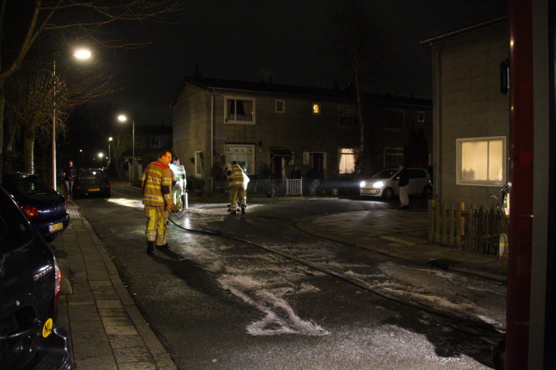 Weg bezaaid met liters olie