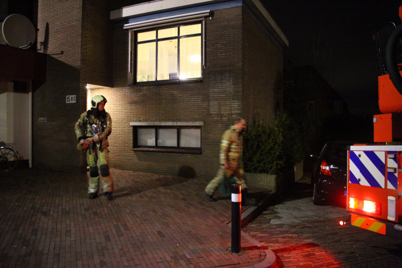 Schoorsteenbrand snel onder controle