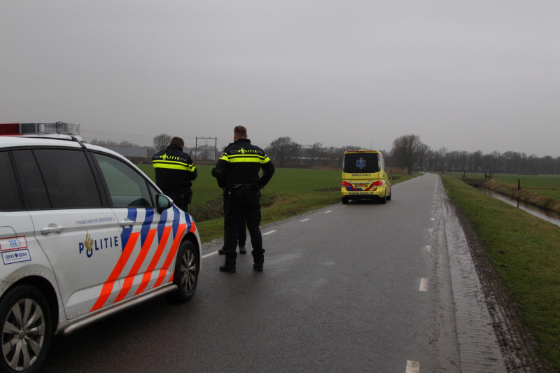 Automobilist rijdt snorscooter aan en slaat op de vlucht