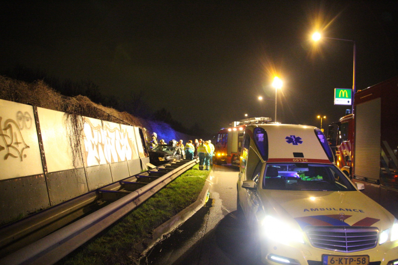 Twee gewonden na eenzijdig ongeval