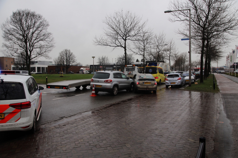 Veel schade na aanrijding