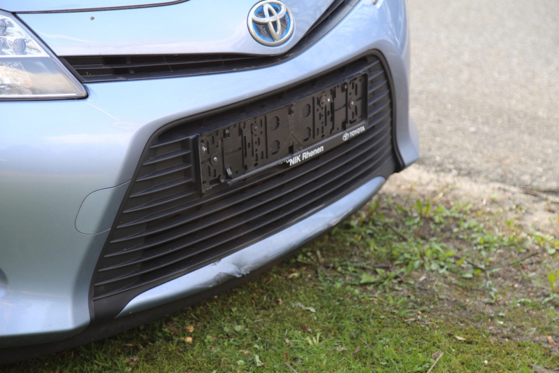 Overstekende bromfietster aangereden