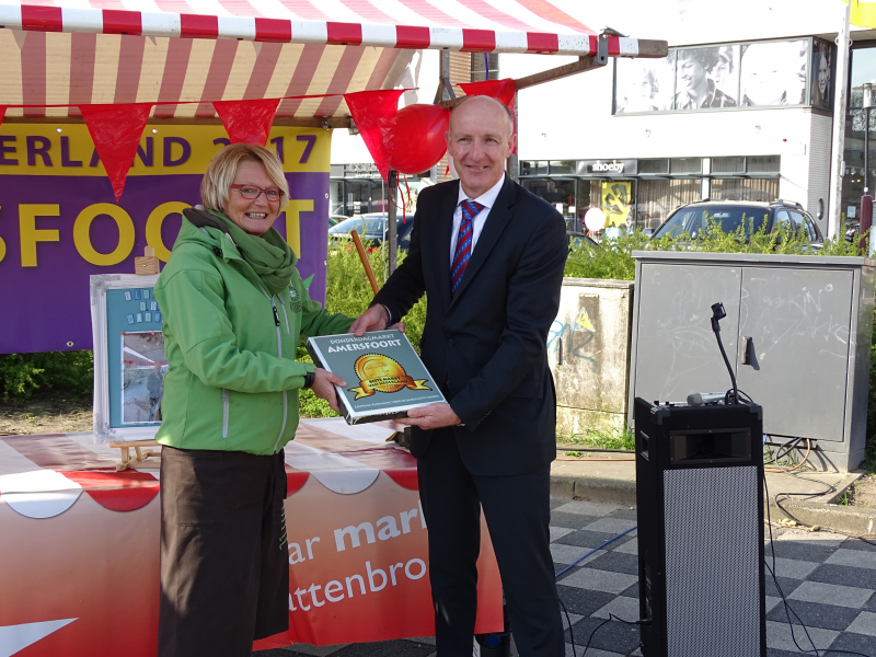 Donderdag Markt officieel Beste Kleine Markt van Nederland 2017