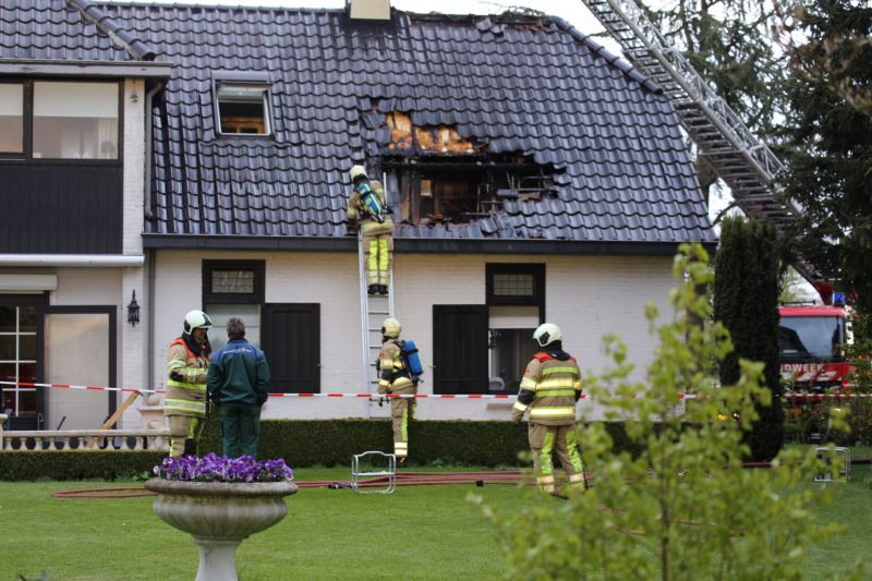 Forse schade bij woningbrand