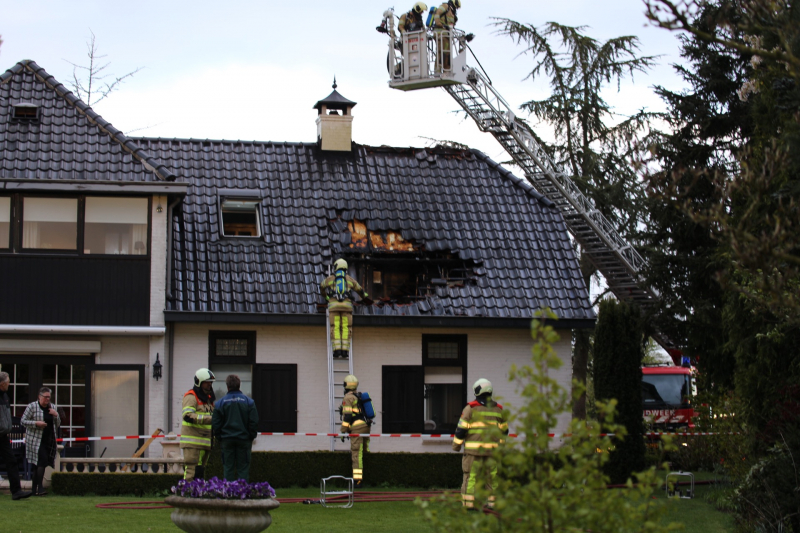 Forse schade bij woningbrand