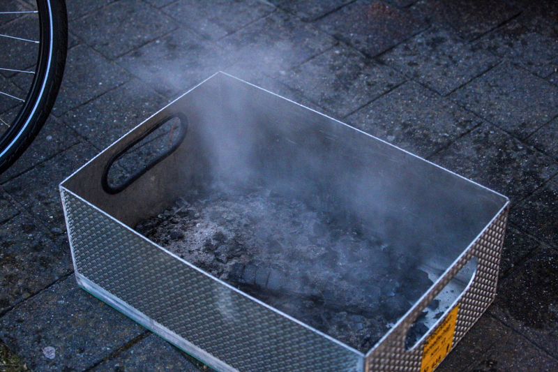 Buurt loopt uit bij schoorsteenbrand
