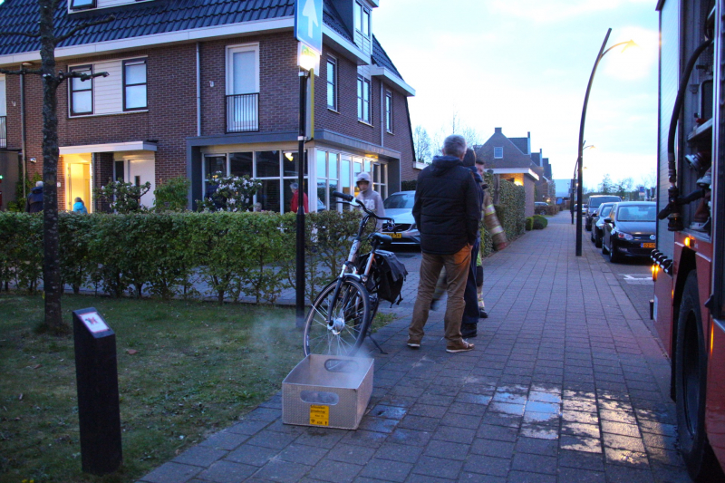 Buurt loopt uit bij schoorsteenbrand