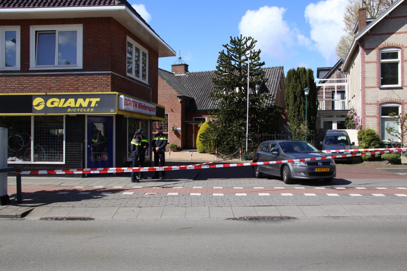 Persoon ernstig gewond na steekpartij op straat