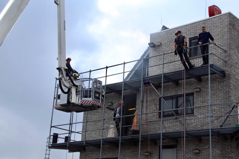 Burgemeester opent veilgheidsdag