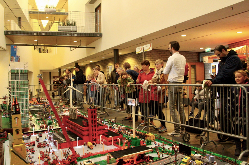 Burgemeester opent veilgheidsdag