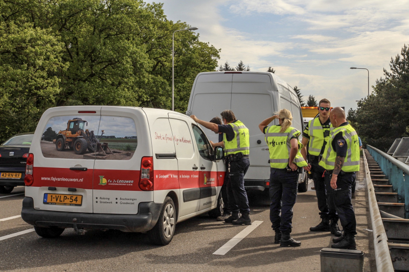 Veel schade bij kop-staartbotsing