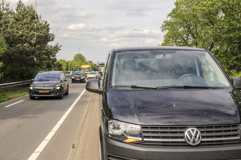Veel schade bij kop-staartbotsing
