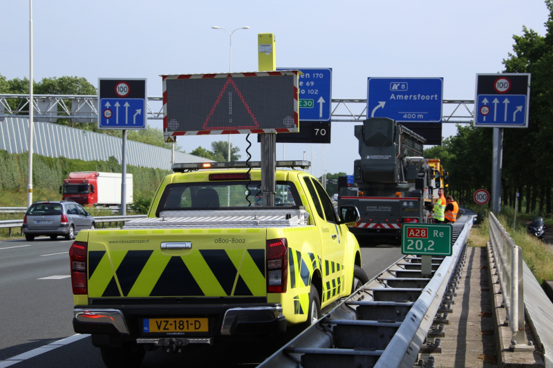 Afrit afgesloten door defecte vrachtwagen